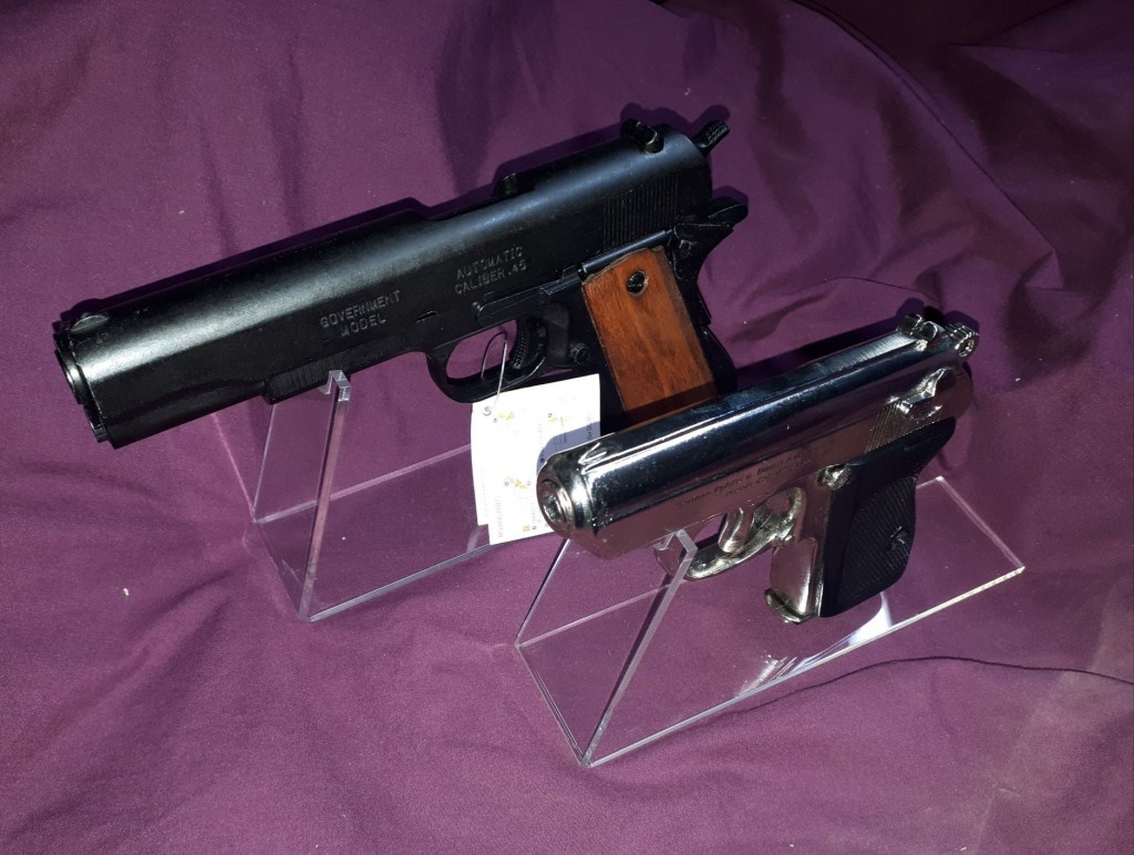 Pistol stands